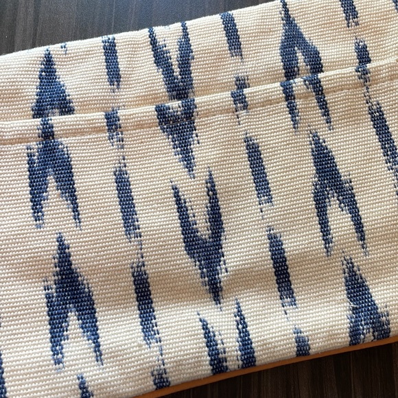 Mercado Global Design Canvas Crossbody Purse - Picture 10 of 10